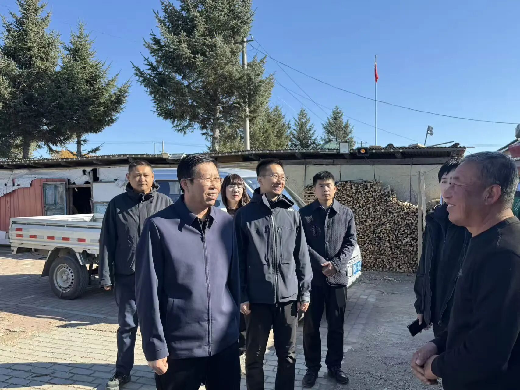 段志刚深入东升镇开展调研