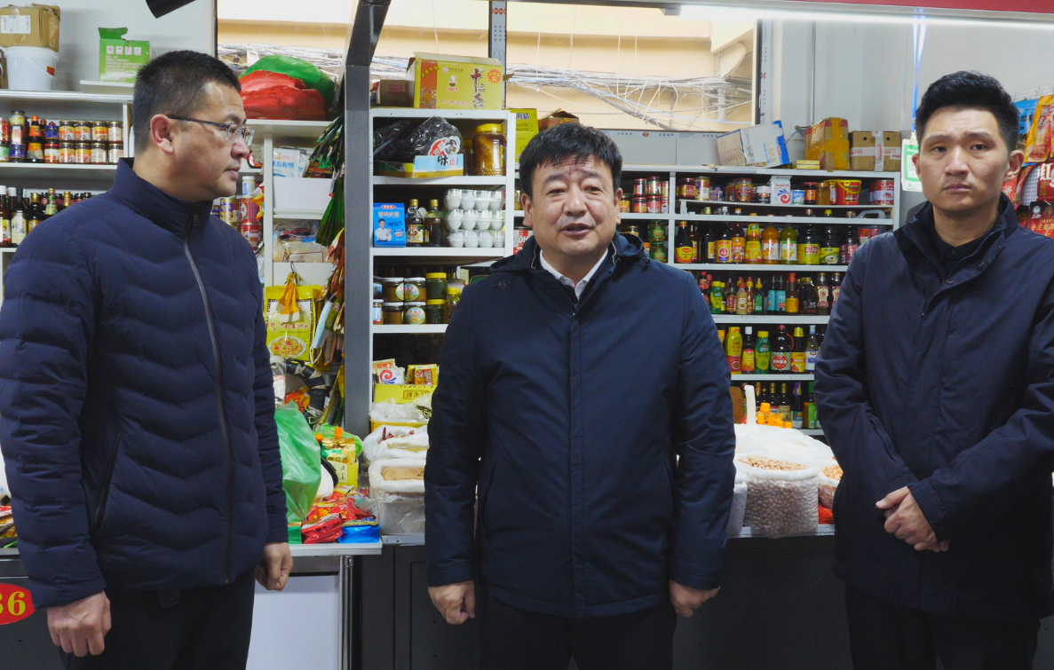 张正强深入城区企业专题宣讲党的二十届四中全会精神和《习近平谈治国理政》第五卷 调研检查企业市场运行、项目建设、安全生产相关工作